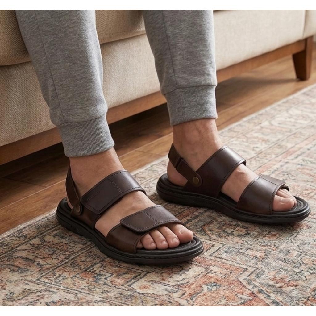 Sandália Masculina com Velcro em Couro P ...